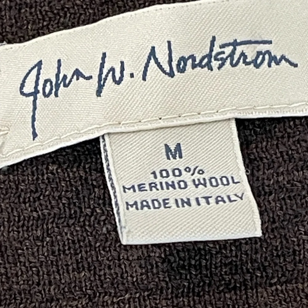 John W. Nordstrom Men 100% Wool Size Medium Merino Wool Sweater Grandpa